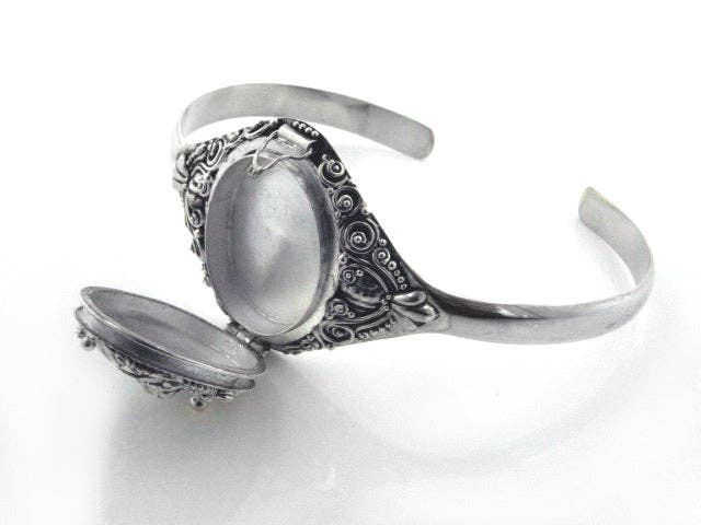 Egyptian Scarab Locket Bracelet