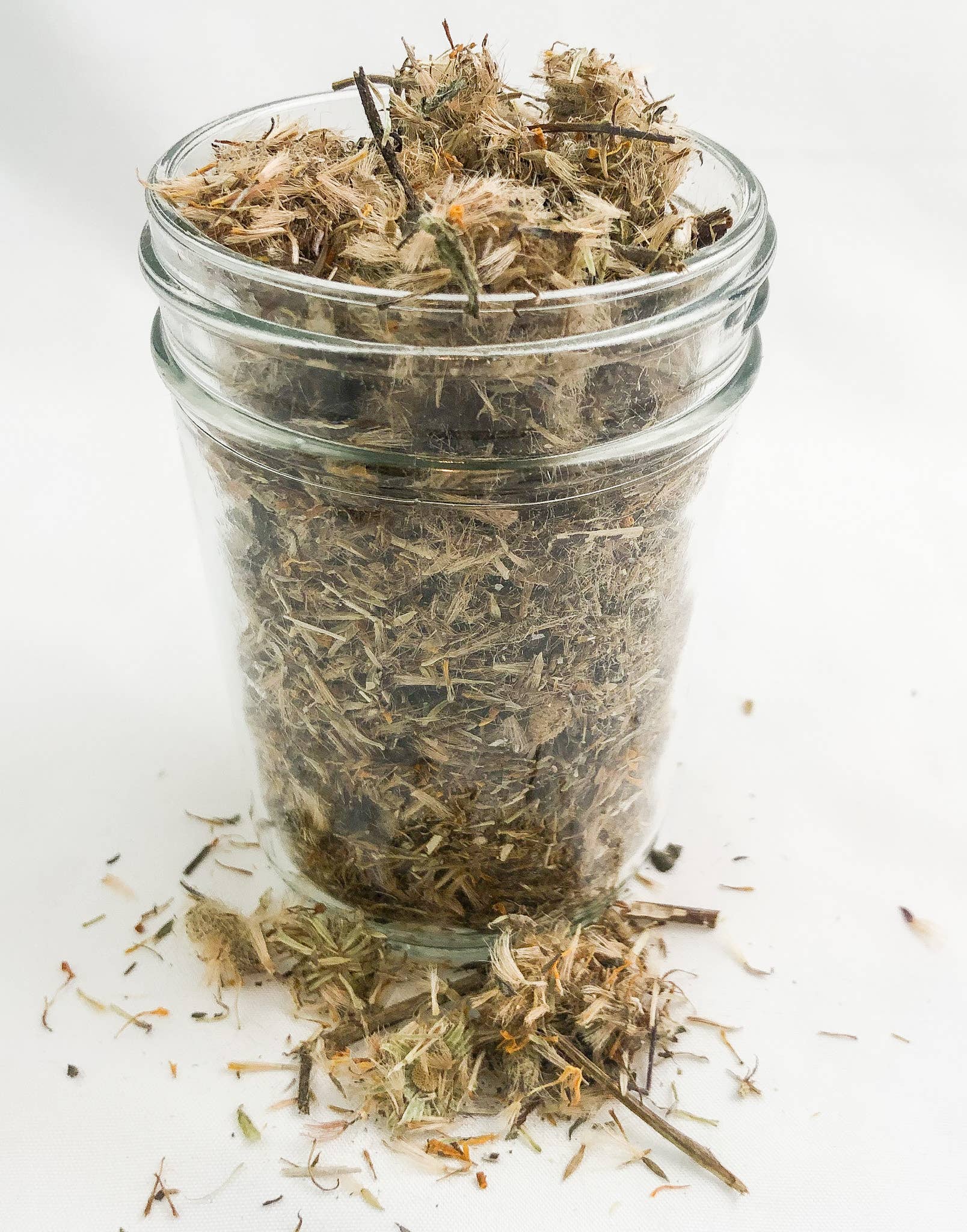 Arnica Flowers in Glass Herb Jar (8 oz)