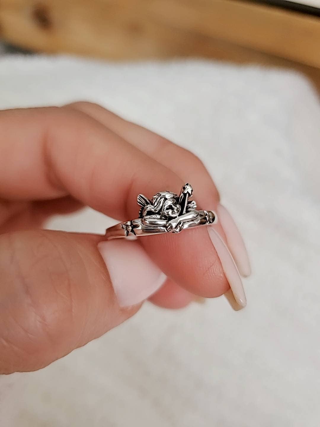 Sterling Silver Guardian Angel Ring (Size 9)