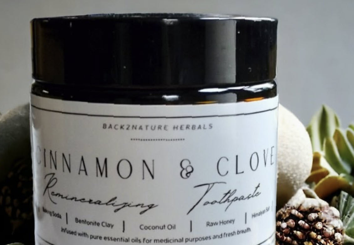 Re-Mineralizing Toothpaste (Cinnamon & Clove)