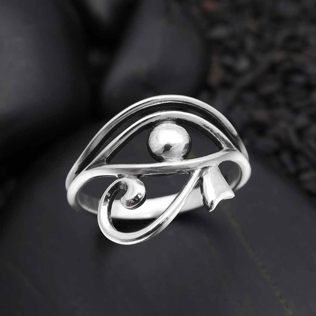 Eye of Horus Ring - Size 9