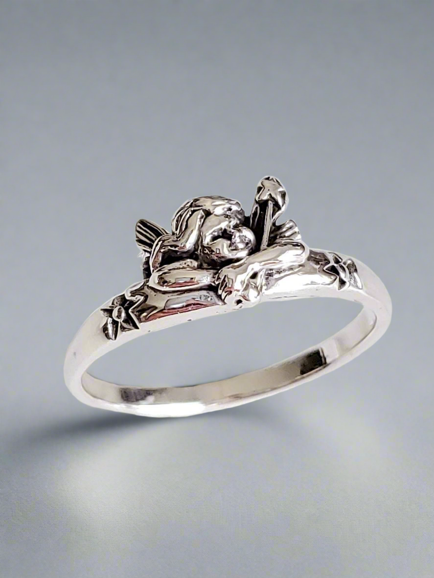 Sterling Silver Guardian Angel Ring (Size 9)
