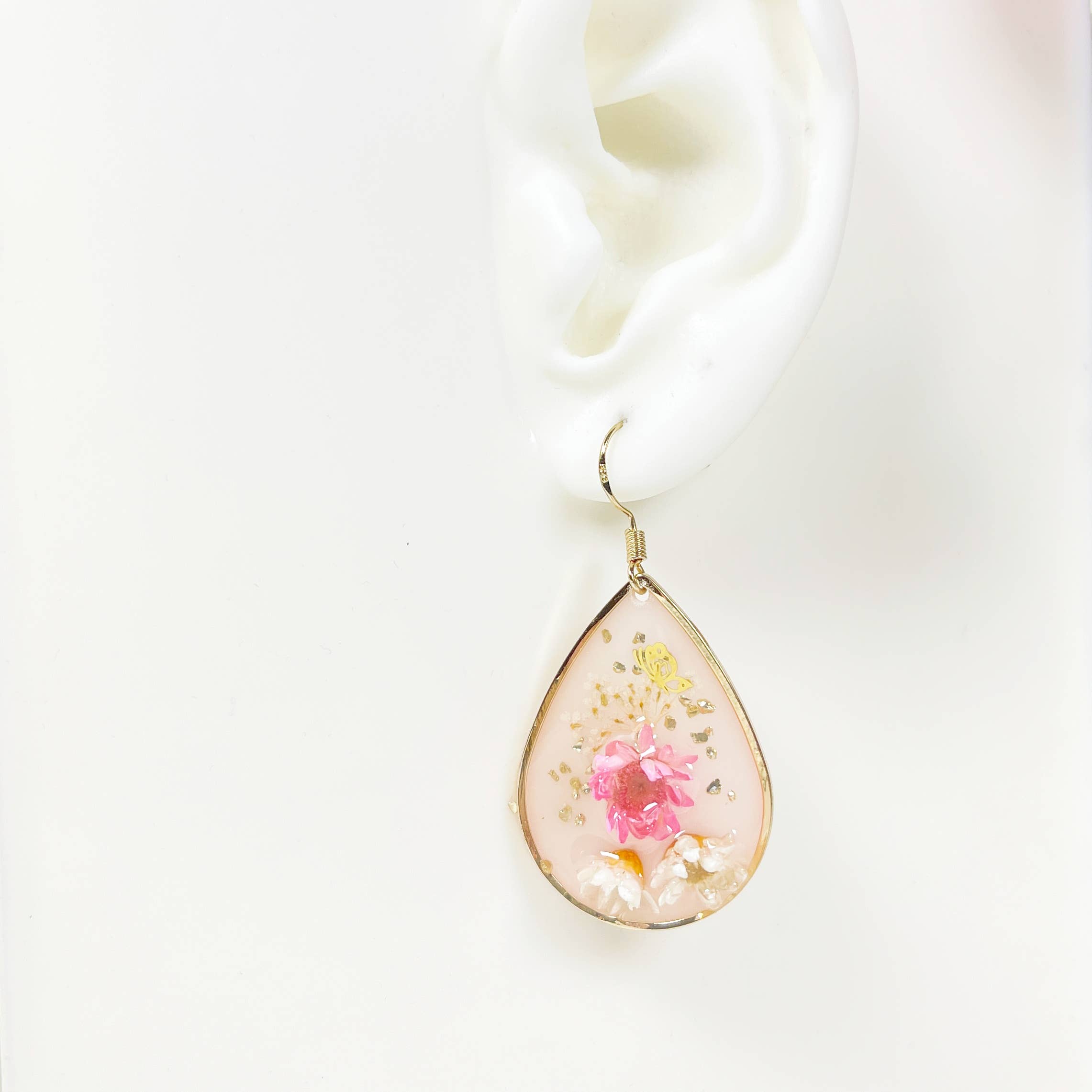 Exquisite Flower Earrings with Hypoallergenic Hook - 18K gold finish (Handmade)