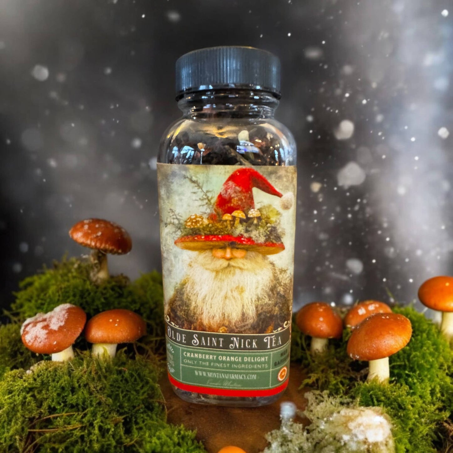 Delightful Cranberry Orange Tea Featuring Vintage Victorian Design