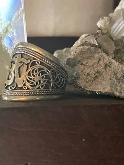 Sacred symbol OM Ring - Handmade from Nepal