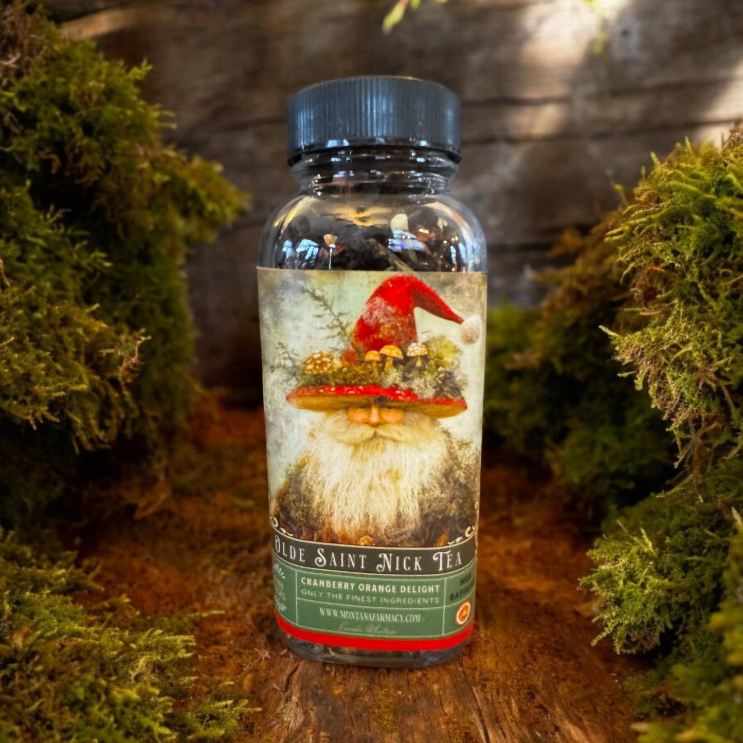 Delightful Cranberry Orange Tea Featuring Vintage Victorian Design