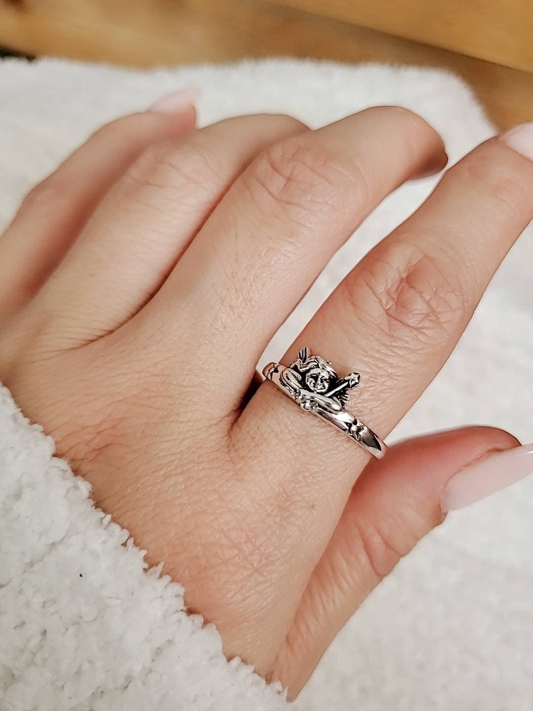 Sterling Silver Guardian Angel Ring (Size 9)