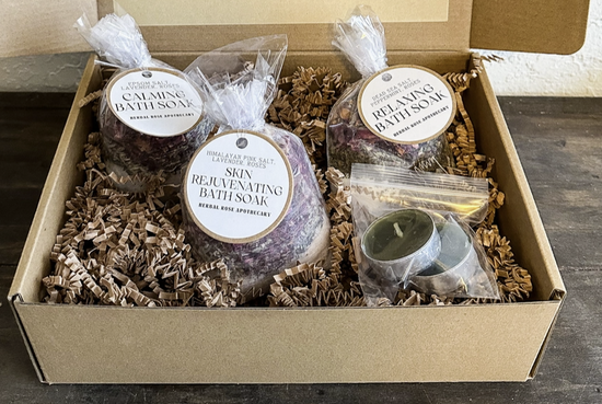 Herbal Bath Kit w/a touch of sarcasm! I like my baths like I like my men...STRONG AND HOT