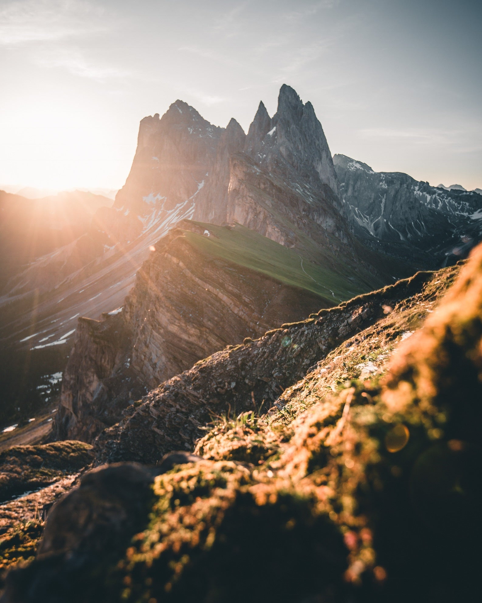 vertical-mountain-peaks-at-sunrise